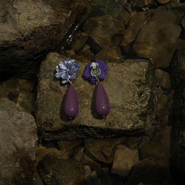 Soft lilac flower drop clip on earrings