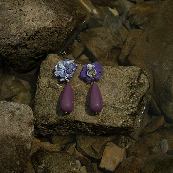 Soft lilac flower drop clip on earrings