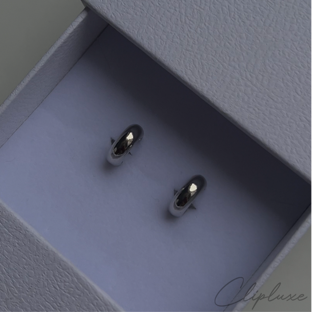 Minimalistic small hoop Clip-on earring