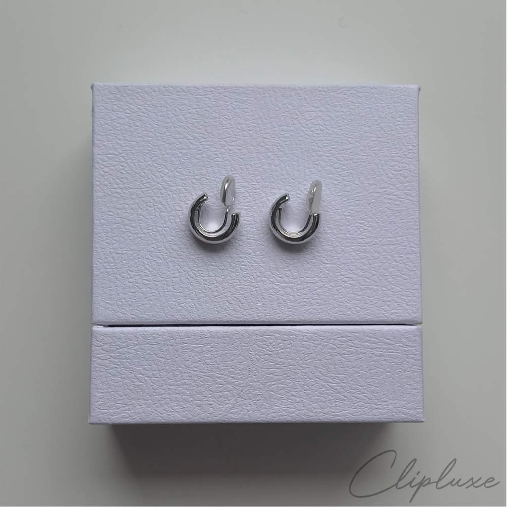Minimalistic small hoop Clip-on earring