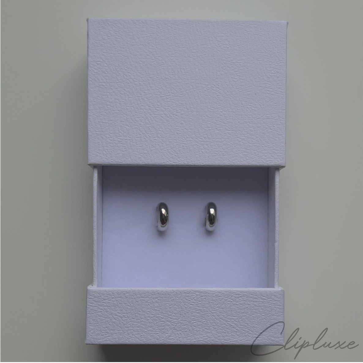 Minimalistic small hoop Clip-on earring