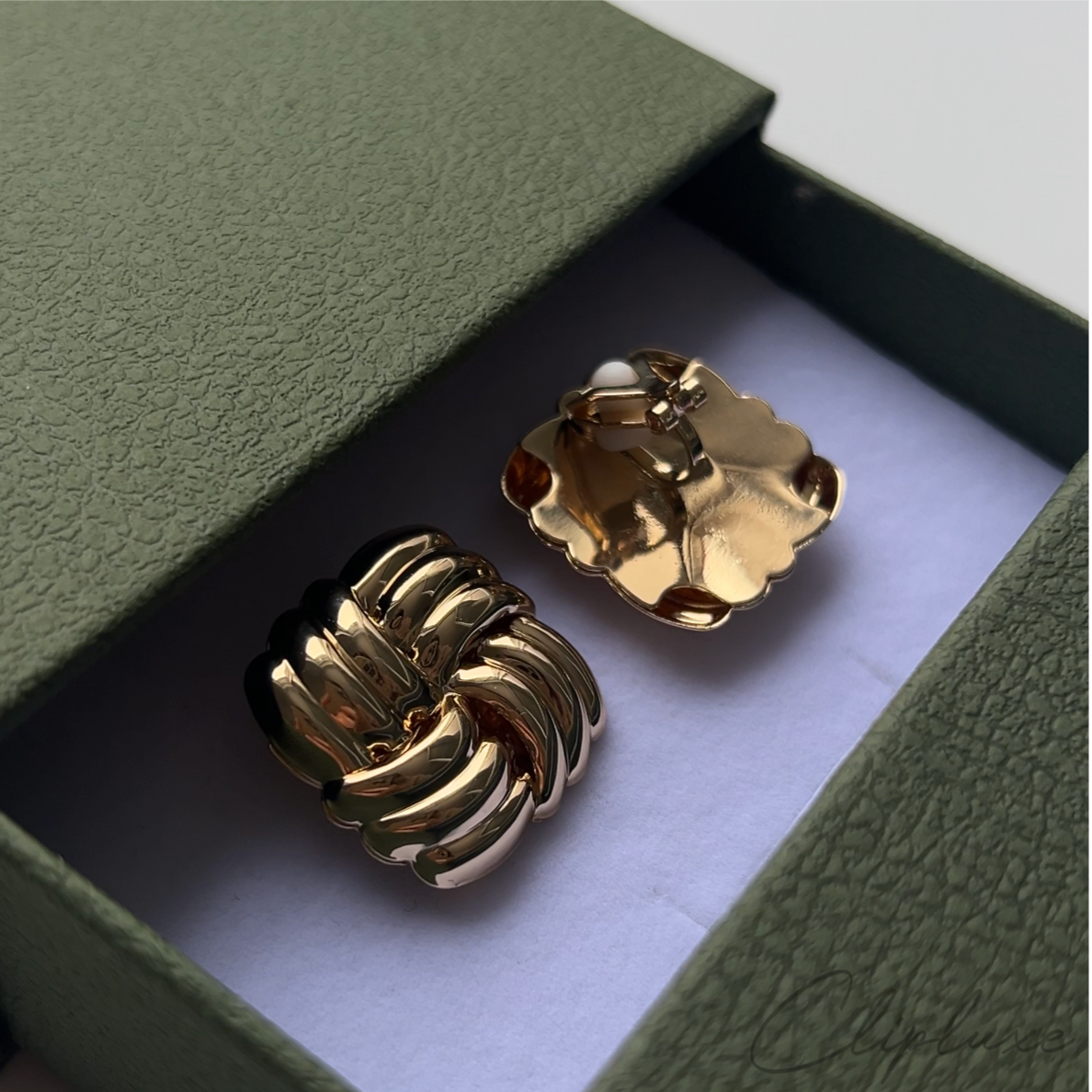 Chunky square Clip-on earring