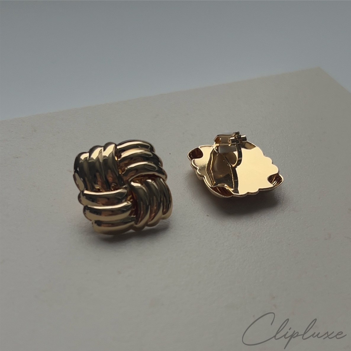 Chunky square Clip-on earring