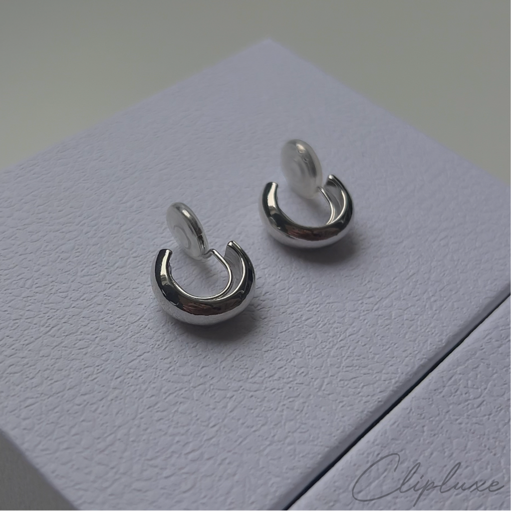Minimalistic small hoop Clip-on earring