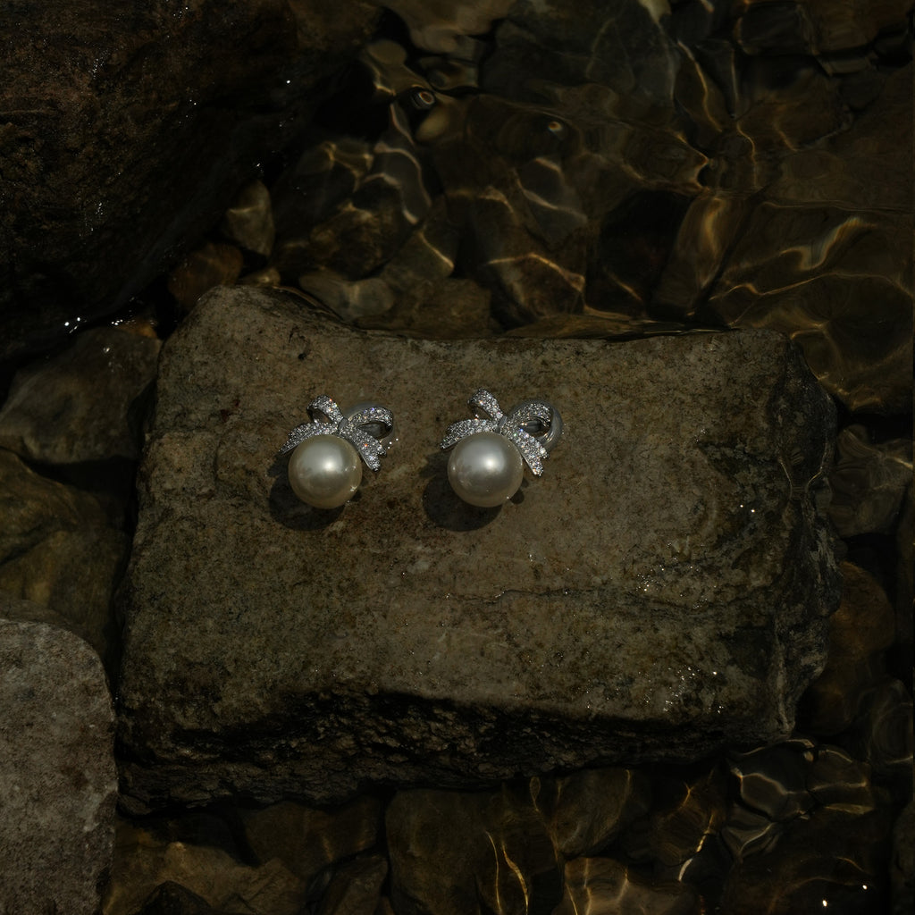 Luxe silver bow pearl clip on earrings