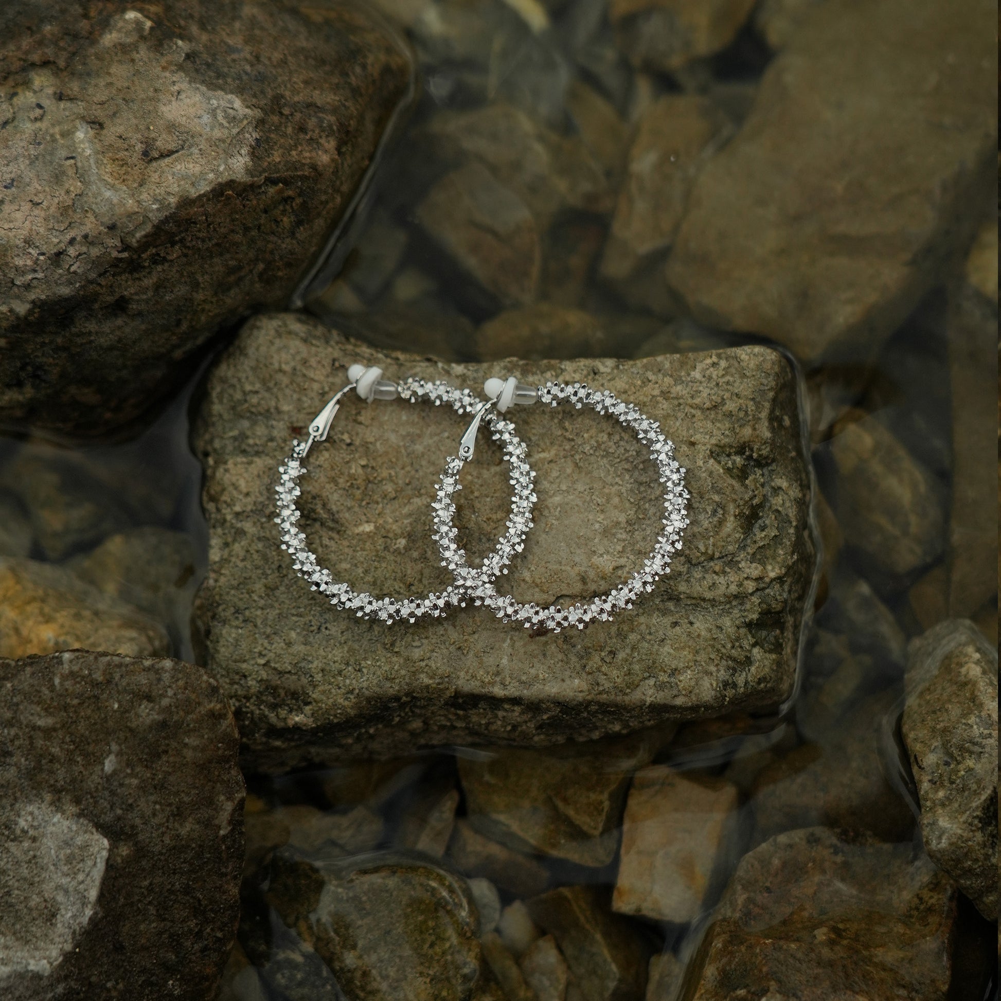 Textured simple hoop clip on earrings