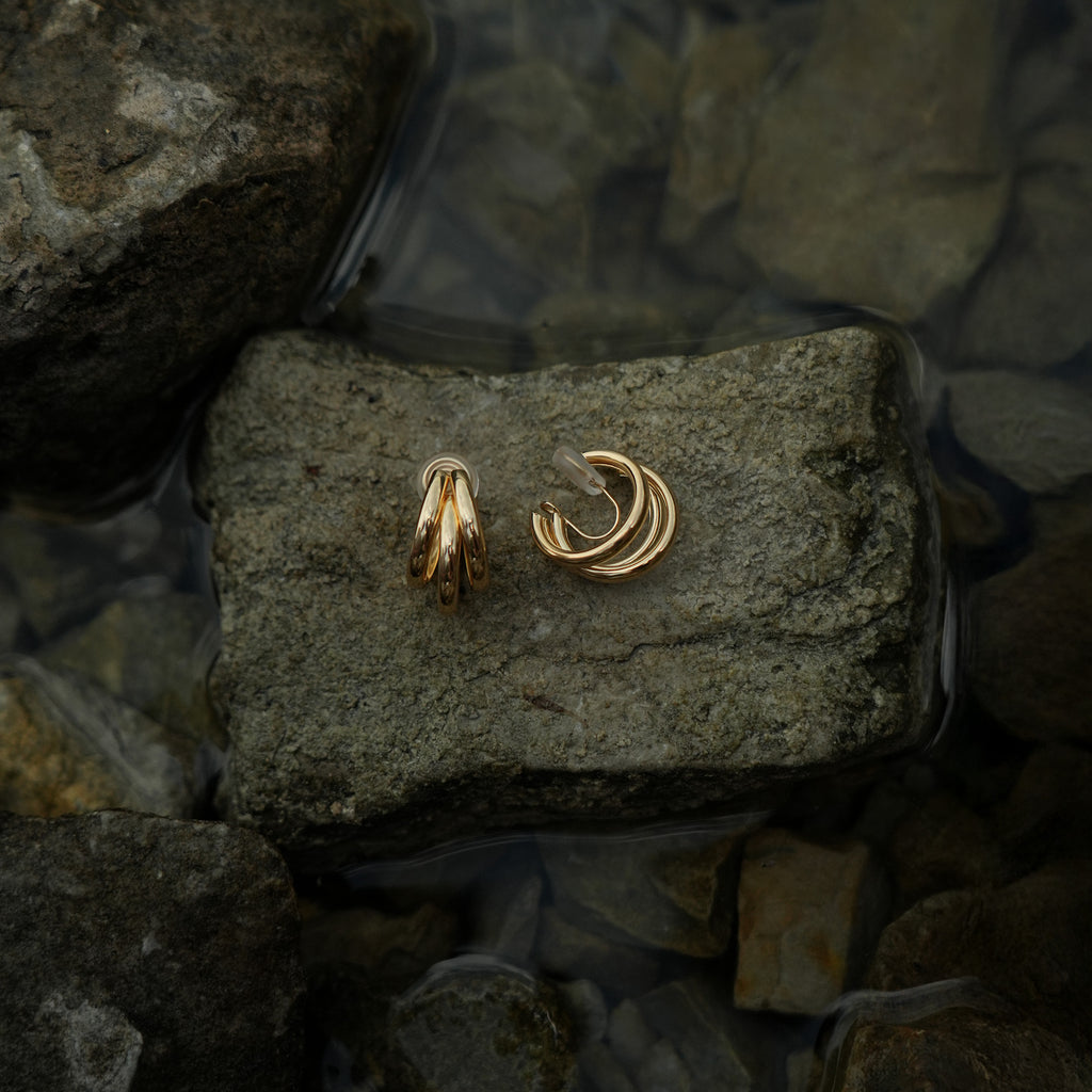 Tripple hoop clip on earrings