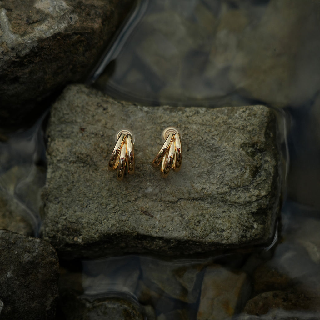 Tripple hoop clip on earrings