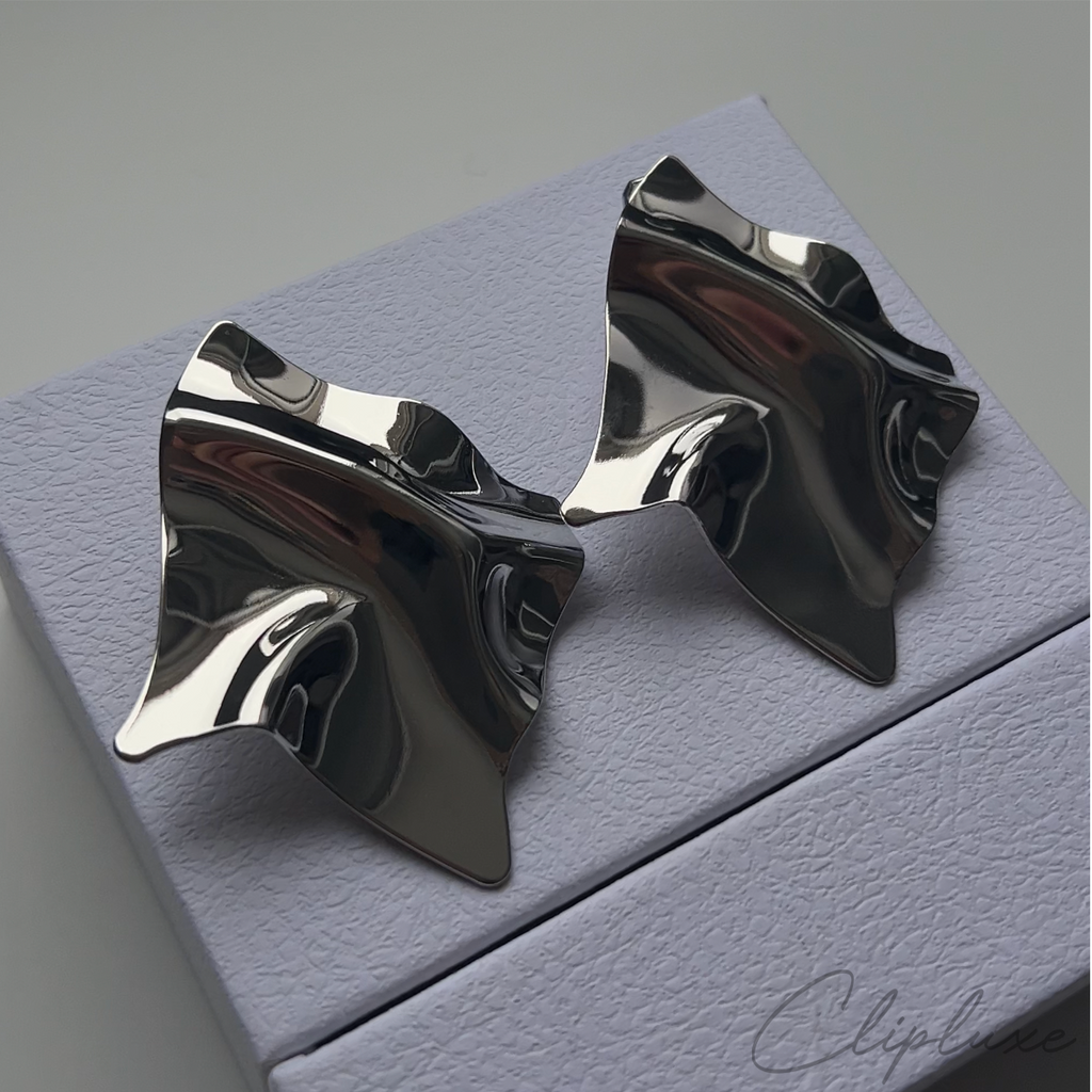 Irregular hanging Clip-on earring